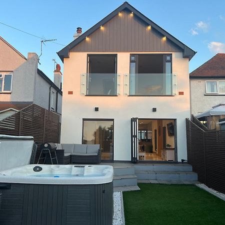 Broadway Beach Home With Hot Tub Herne Bay Buitenkant foto