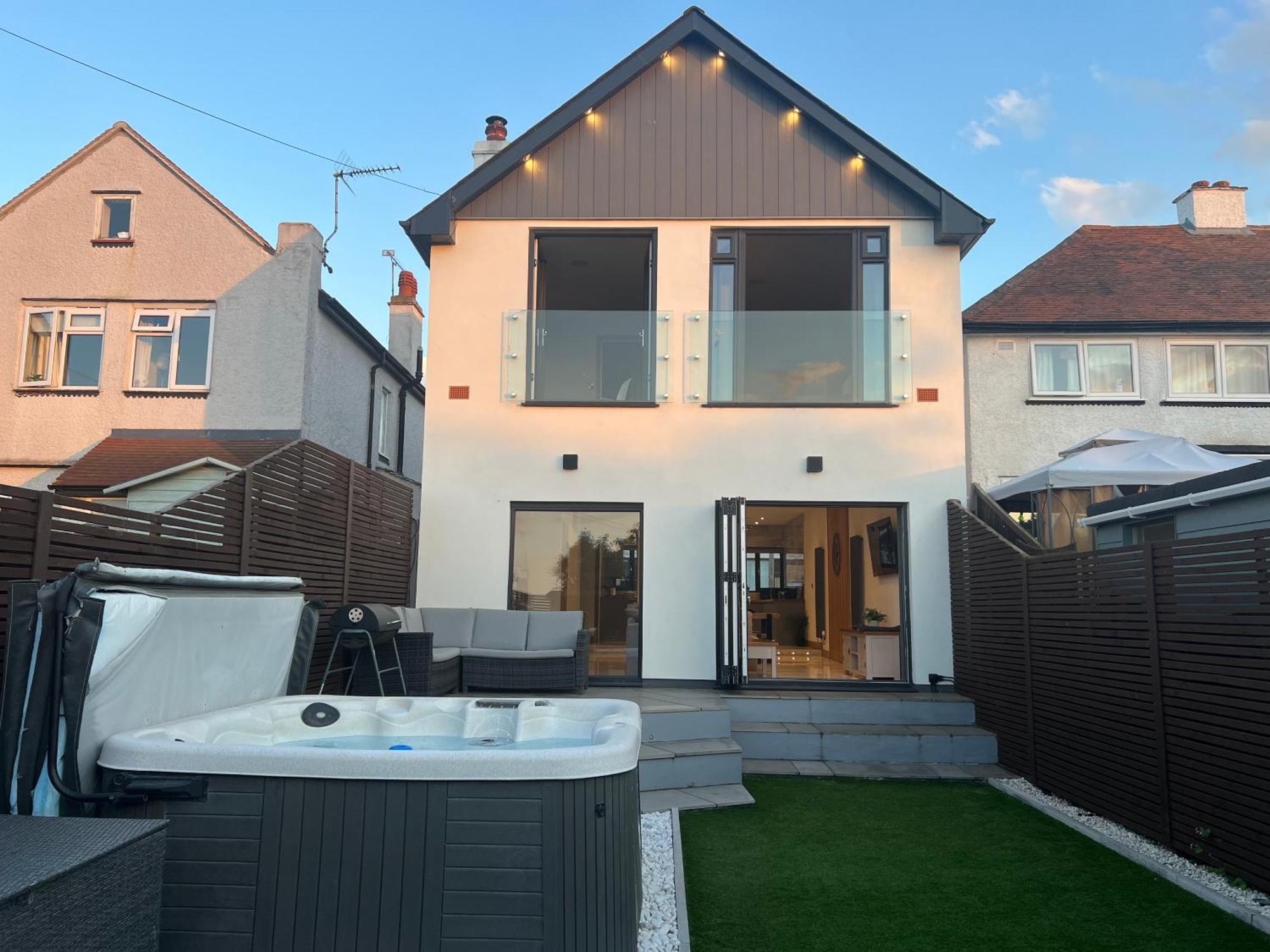 Broadway Beach Home With Hot Tub Herne Bay Buitenkant foto