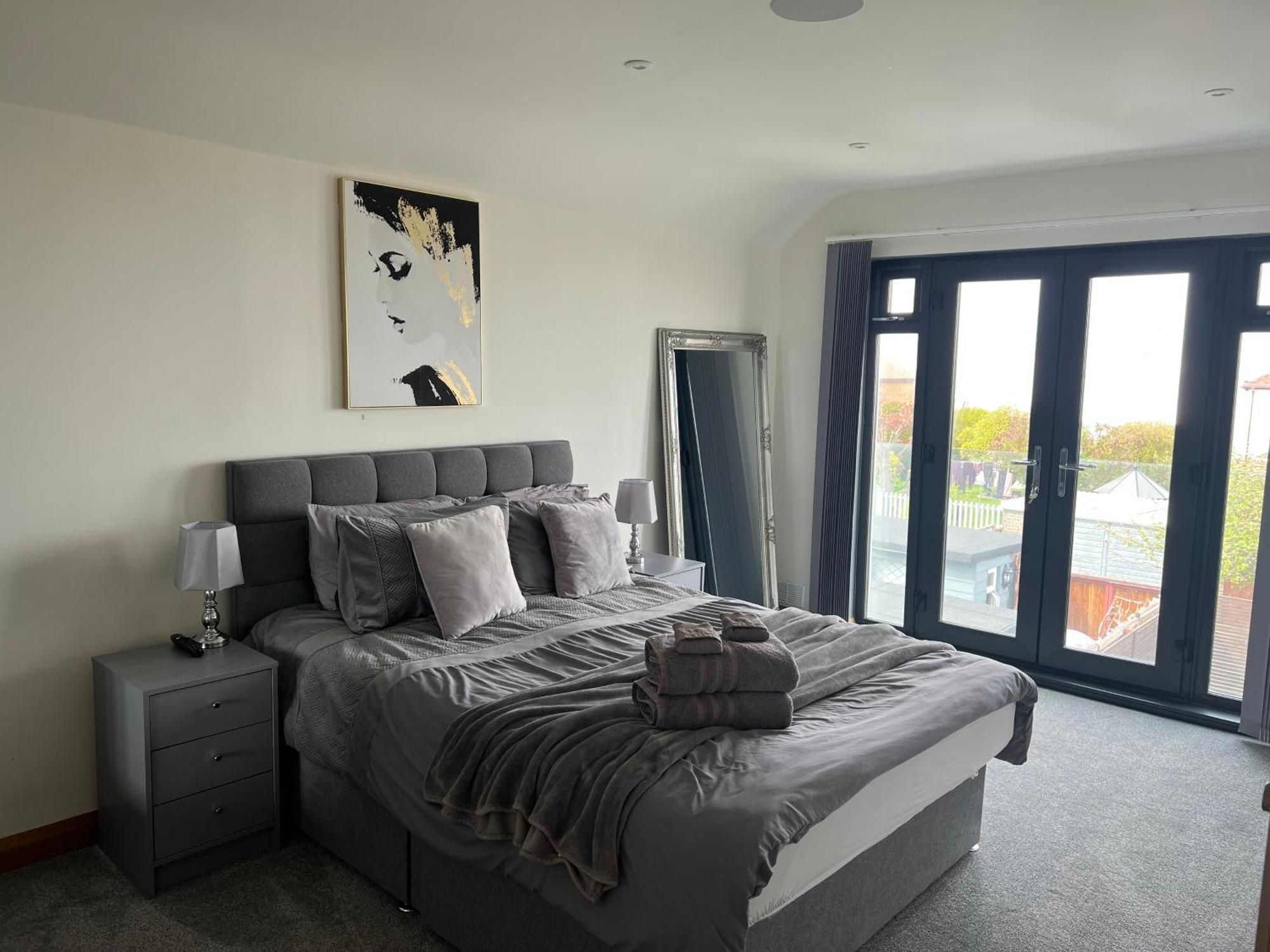 Broadway Beach Home With Hot Tub Herne Bay Buitenkant foto