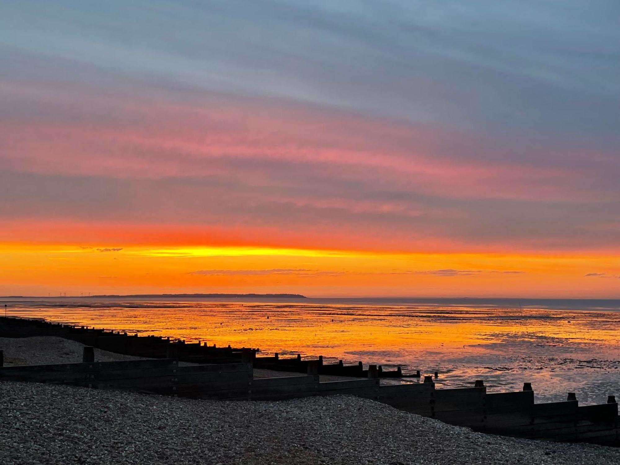 Broadway Beach Home With Hot Tub Herne Bay Buitenkant foto