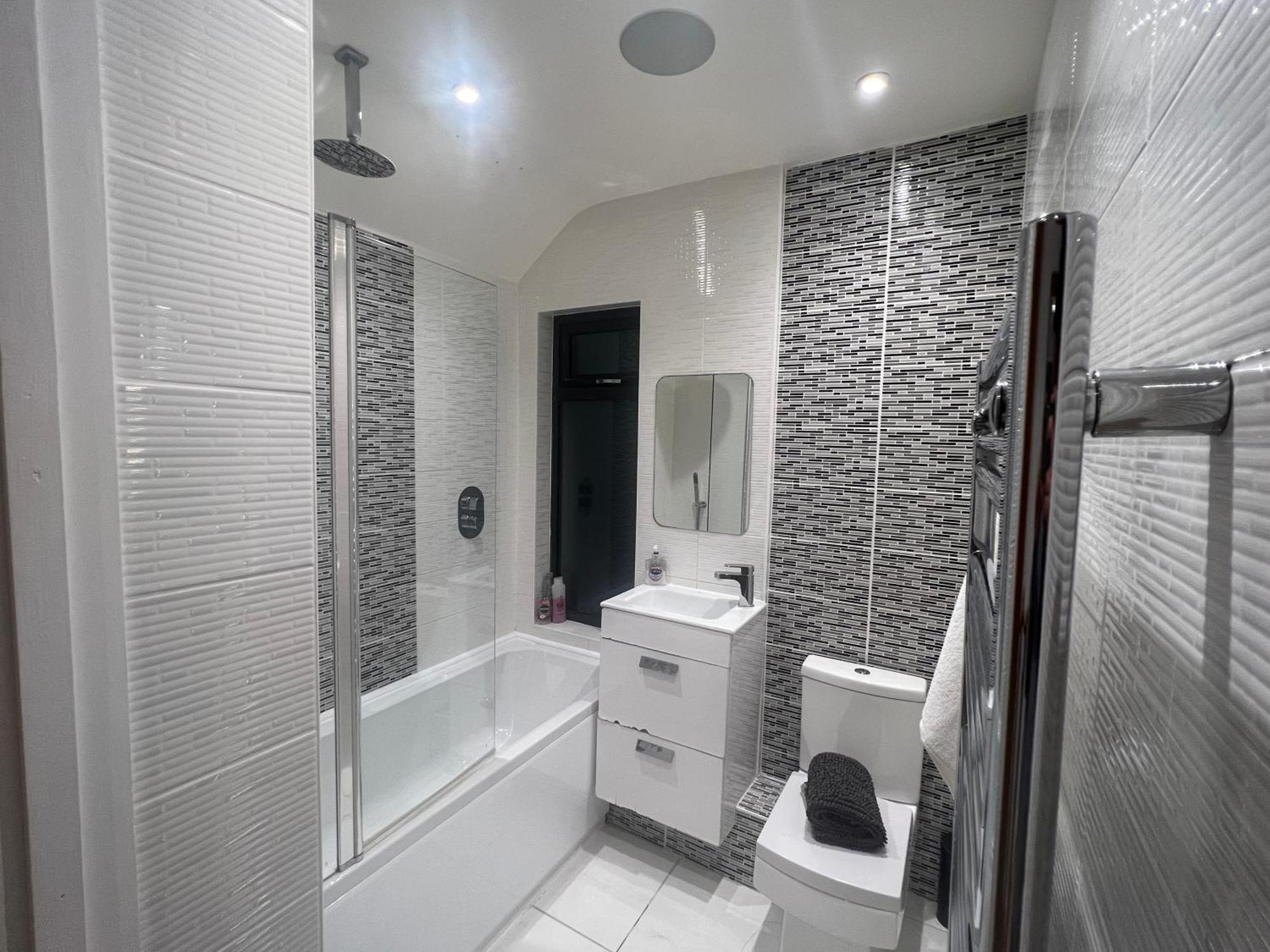 Broadway Beach Home With Hot Tub Herne Bay Buitenkant foto